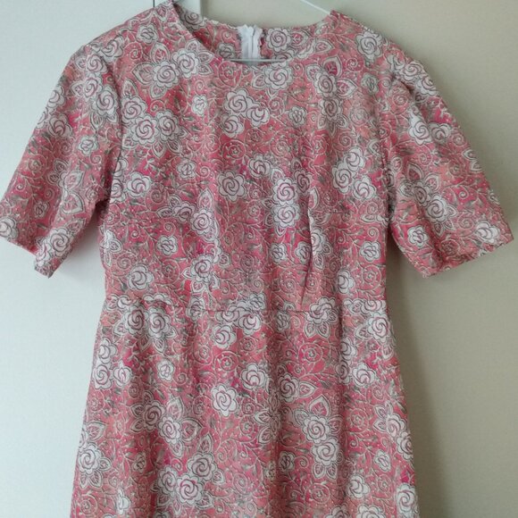 Amish Mennonite NO CAPE Dress 36"B 31"W Pink Floral Handmade - Picture 3 of 9